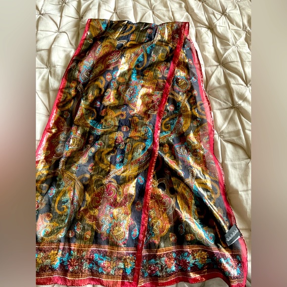 Oscar de La Renta studio scarf - Picture 1 of 4